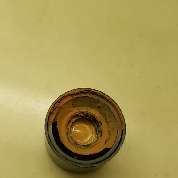 Makeup - Picture 1 of 3